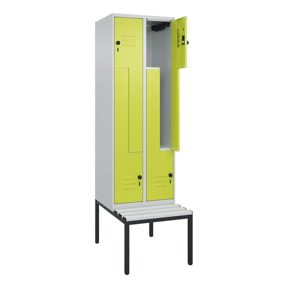 C+P Z-Spind Classic PLUS, 4 Abteile, HxBxT 2.120 x 600 x 815 mm, für Vorhängeschloss, untergebaute Bank aus Kunststoff, lichtgrau, clowngrün