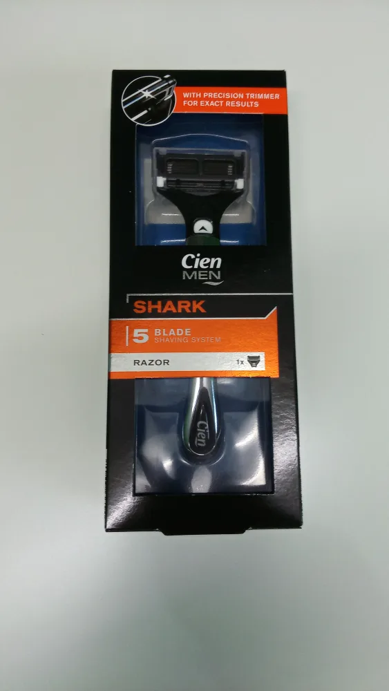 SHARK 5 Blade Shaving System