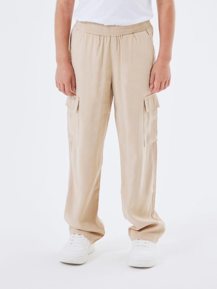 Name It Cargohose »NKFBELLA ST TWI CARGO 8262-BU NOOS«, mit elastischem Bund zum einfachen Reinschlüpfen