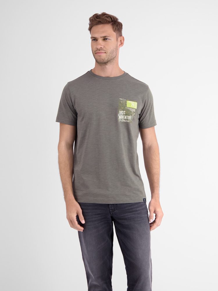 LERROS T-Shirt »LERROS O-Neck T-Shirt, Brustprint«