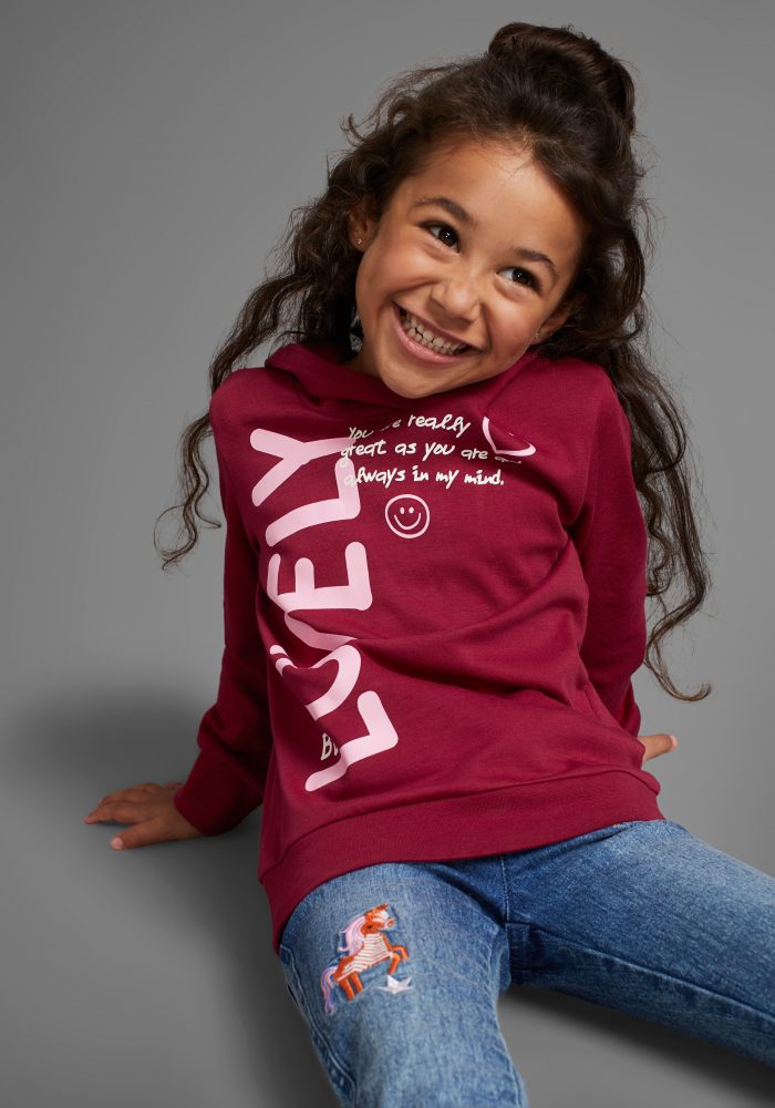 KIDSWORLD Langarmshirt »LOVELY - Print«, in längerer Form