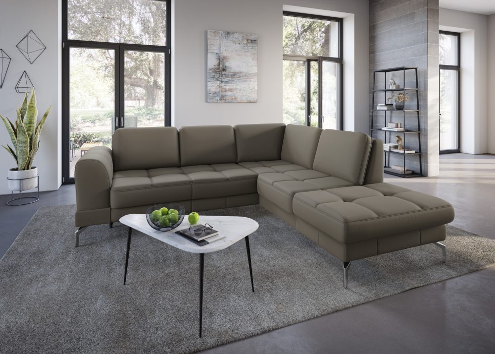 sit&more Ecksofa »Bendigo V«, inklusive Sitztiefenverstellung, Bodenfreiheit 15 cm, wahlweise in 2 unterschiedlichen Fussfarben