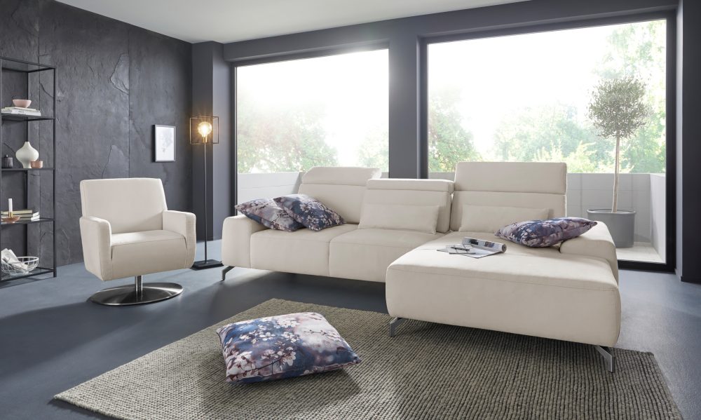 sit&more Ecksofa, Fusshöhe 12 cm, inklusive Sitztiefenverstellung und Kopfteilverstellung, wahlweise in 2 unterschiedlichen Fussfarben