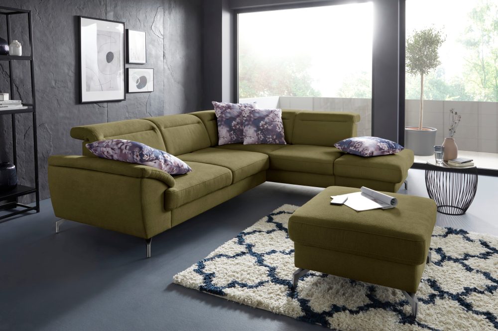 sit&more Ecksofa, 12 cm Fusshöhe, inklusive Sitztiefenverstellung, wahlweise Kopfteilverstellung, wahlweise in 2 unterschiedlichen Fussfarben