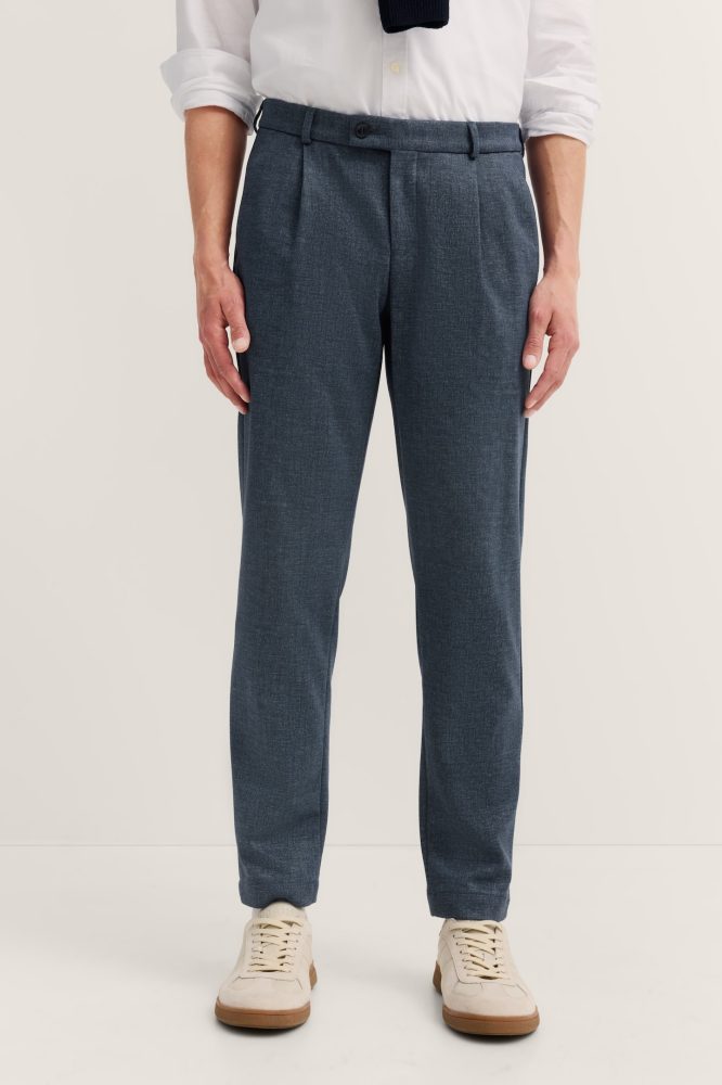 bugatti Bundfaltenhose »Tapered Fit«, mit Flexcity Jersey Stretch