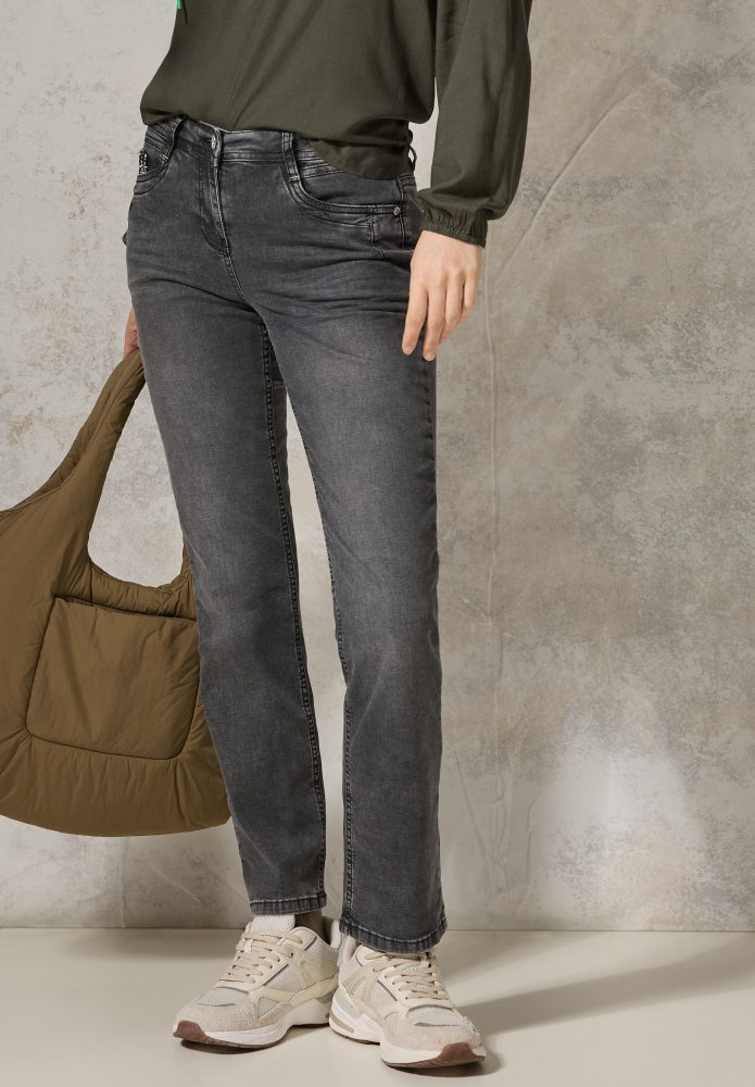 Cecil Regular-fit-Jeans »Style Scarlett« in schöner Basic-Waschung
