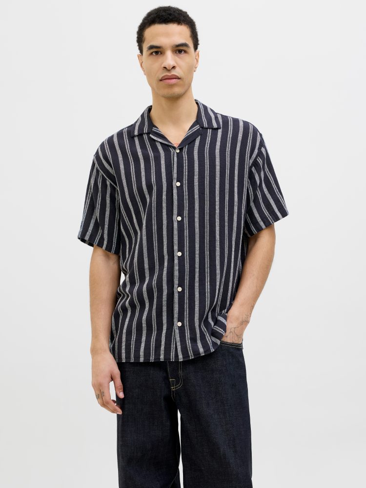 Jack & Jones Kurzarmhemd »JJEENZO STRIPE RESORT SHIRT SS SN«, mit Streifen Muster
