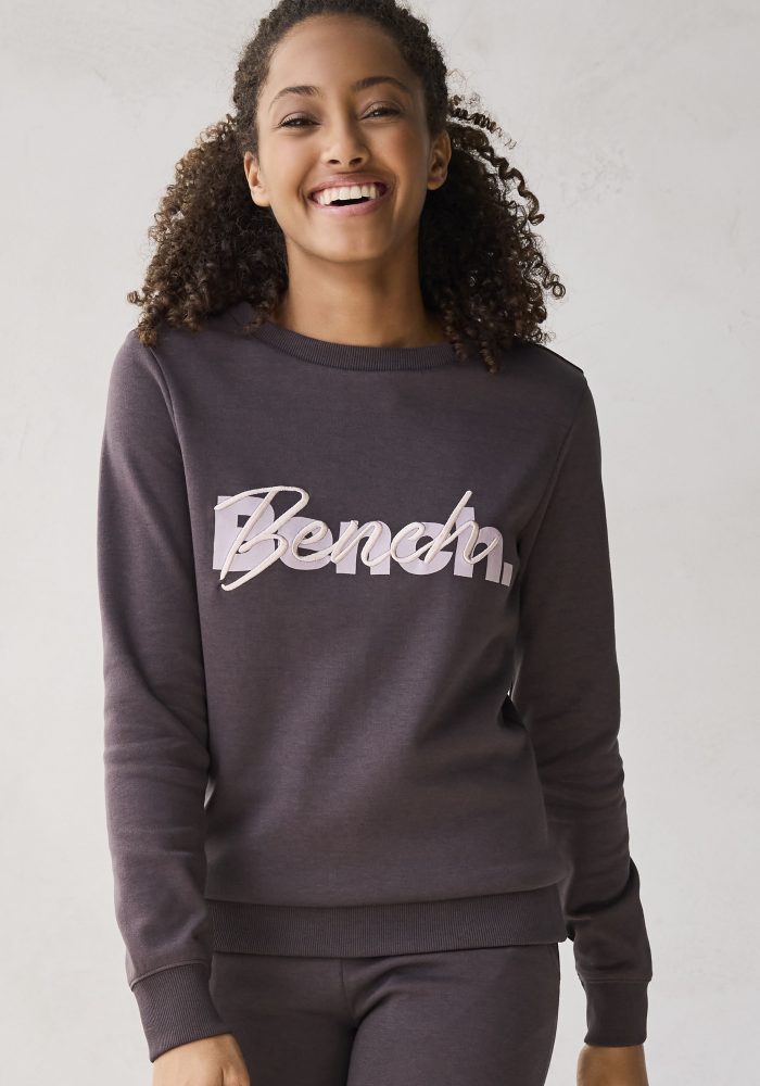 Bench. Sweatshirt, mit Logodruck und Stickerei