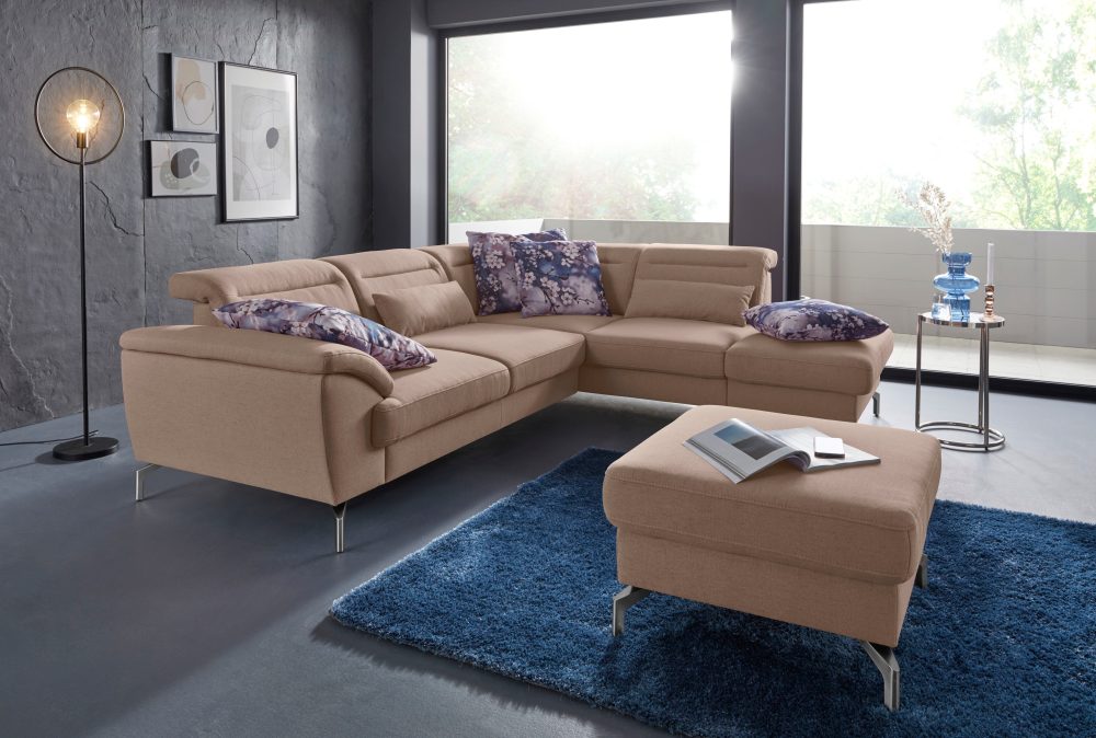 sit&more Ecksofa, 15 cm Fusshöhe, inklusive Sitztiefenverstellung, wahlweise Kopfteilverstellung, wahlweise in 2 unterschiedlichen Fussfarben