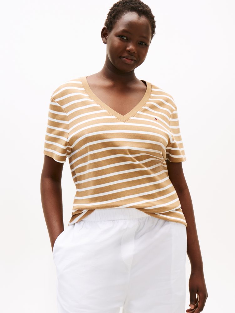 Tommy Hilfiger Curve V-Shirt »CRV SLIM CODY V-NK SS«, in Grossen Grössen