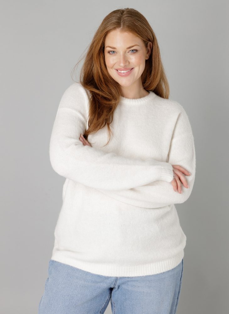 Base Level Curvy Strickpullover »Yanara«, mit Wolle und Elasthan