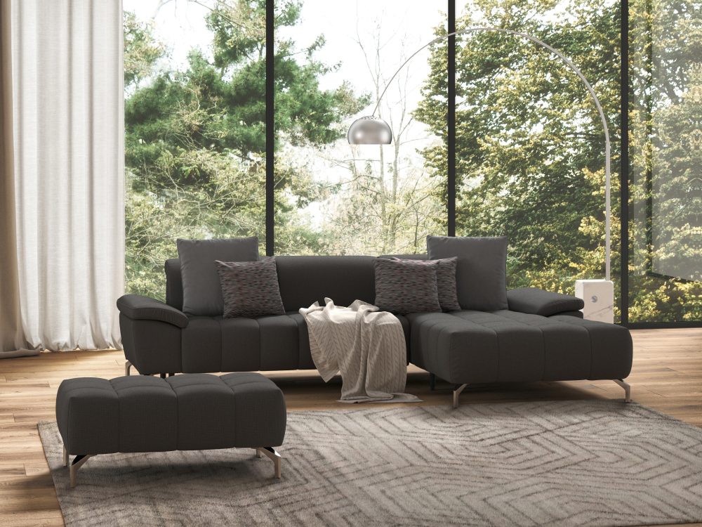 sit&more Ecksofa »Cool«, wahlweise mit Kopfteilverstellung und Vorziehsitz, motorisch, mit silberfarbenen Füssen