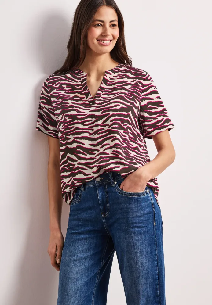 Kurzarm Bluse mit Split Neck und Print