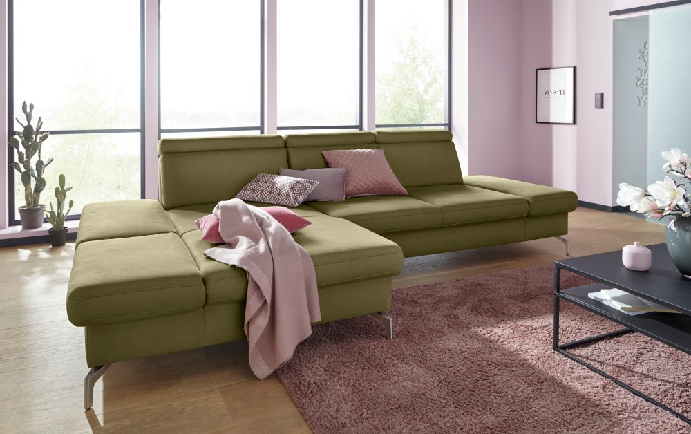 sit&more Ecksofa, Fusshöhe 15 cm, inklusive Sitztiefen-, Armteil- und Kopfteilverstellung