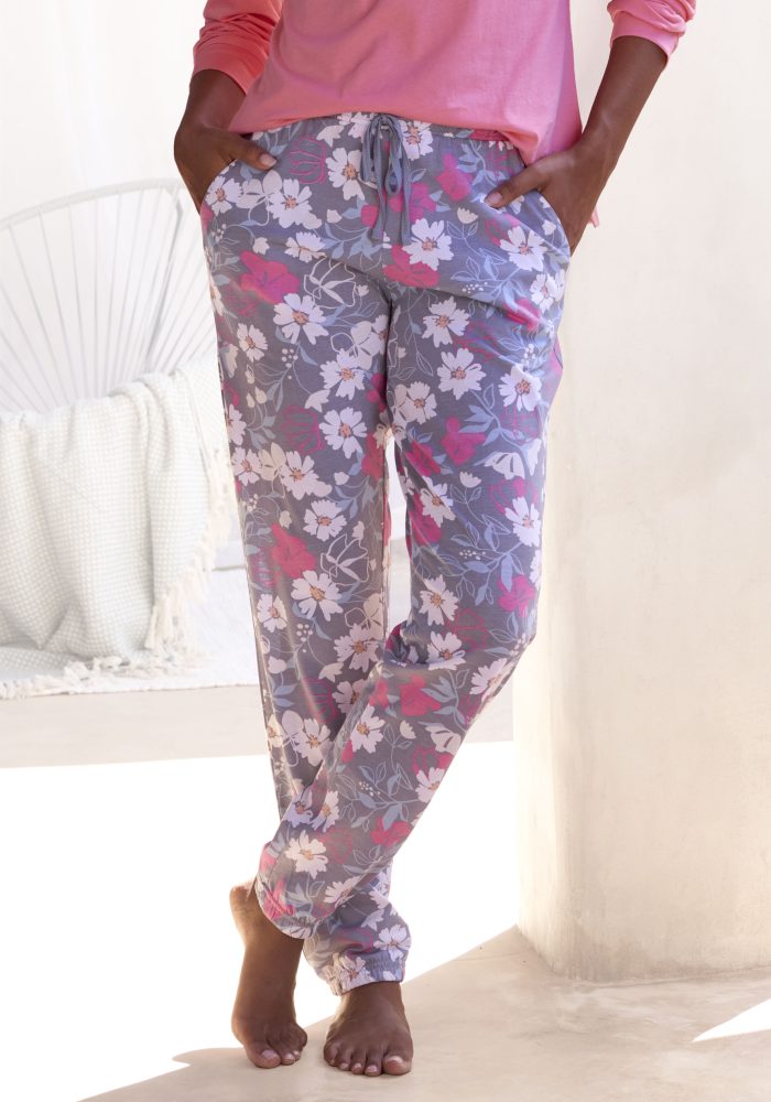Vivance Dreams by Lascana Pyjamahose mit schönem Alloverdruck