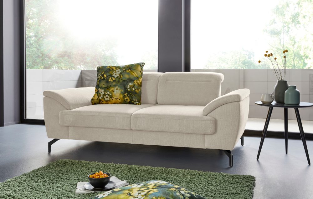 sit&more 2-Sitzer, 15 cm Fusshöhe, inklusive Sitztiefenverstellung, wahlweise Kopfteilverstellung, wahlweise in 2 unterschiedlichen Fussfarben