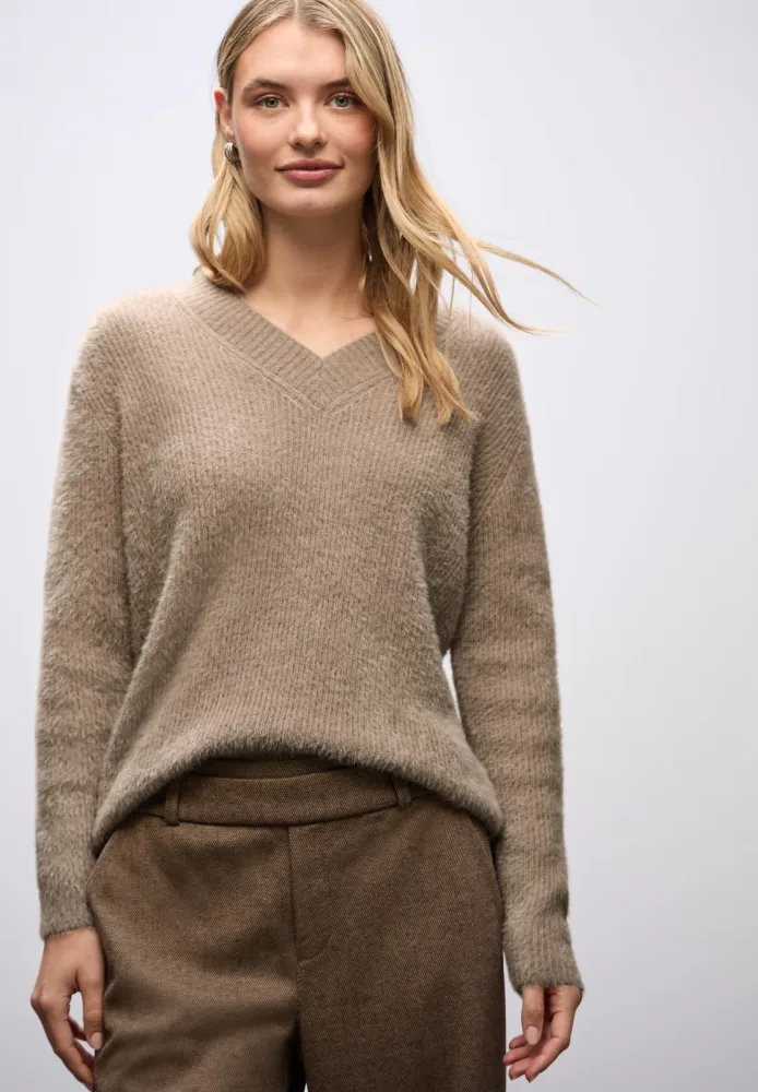 STREET ONE V-Ausschnitt-Pullover mit Rippbündchen
