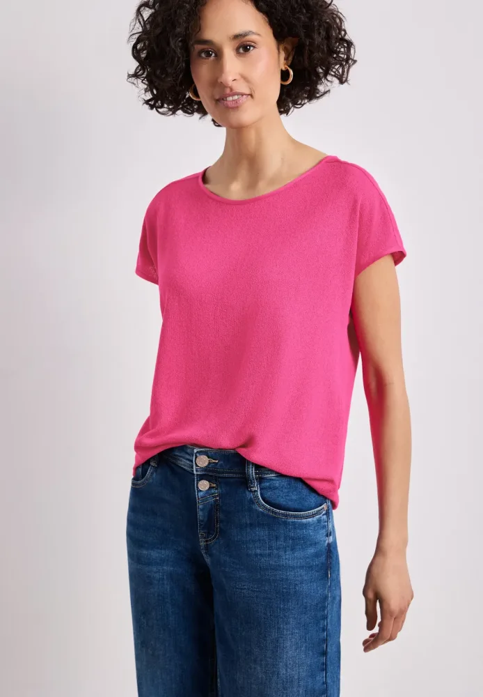 Shirt mit Boatneck und Schulterdetail