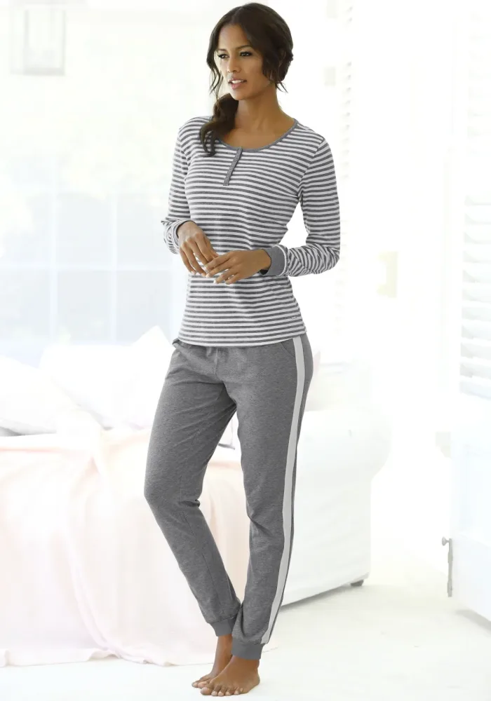 s.Oliver Pyjama Set, 2 tlg. mit seitlichen Streifen am Bein