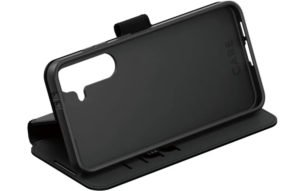 CARE by PanzerGlass Backcover 