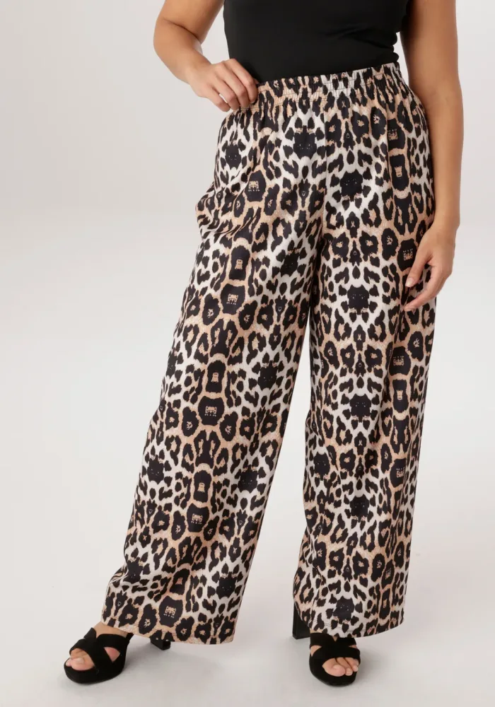 Aniston PLUS Schlupfhose in trendigem Leoprint