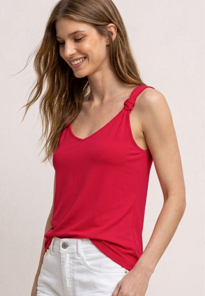 Top mit V