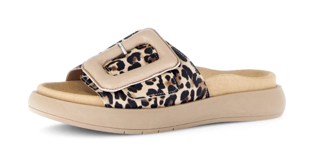 Gabor Pantolette, Plateau, Sommerschuh, Schlappen mit grosser Zierschnalle
