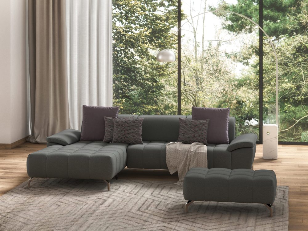 sit&more Ecksofa »Cool«, wahlweise mit Kopfteilverstellung und Vorziehsitz, motorisch, mit silberfarbenen Füssen