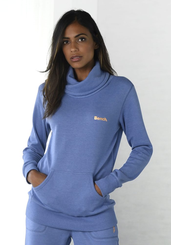 Bench. Loungeshirt mit Stehkragen in Layeroptik