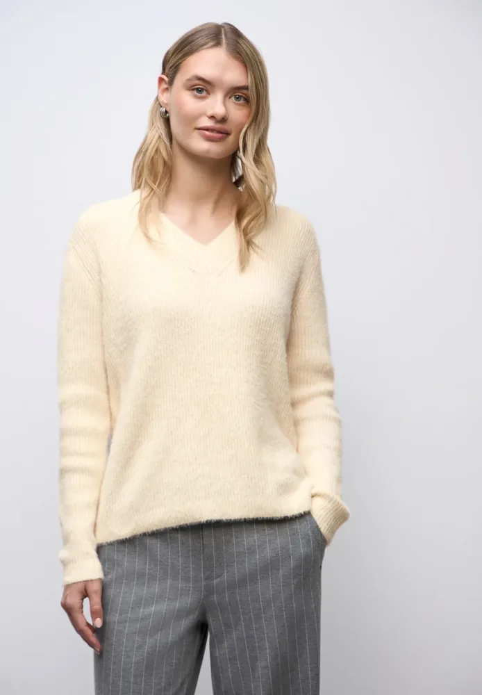 STREET ONE V-Ausschnitt-Pullover mit Rippbündchen