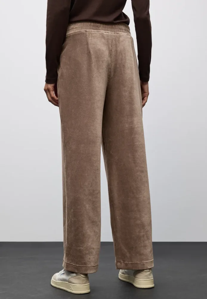 STREET ONE Cordhose mit Stretch und seitliche Taschen