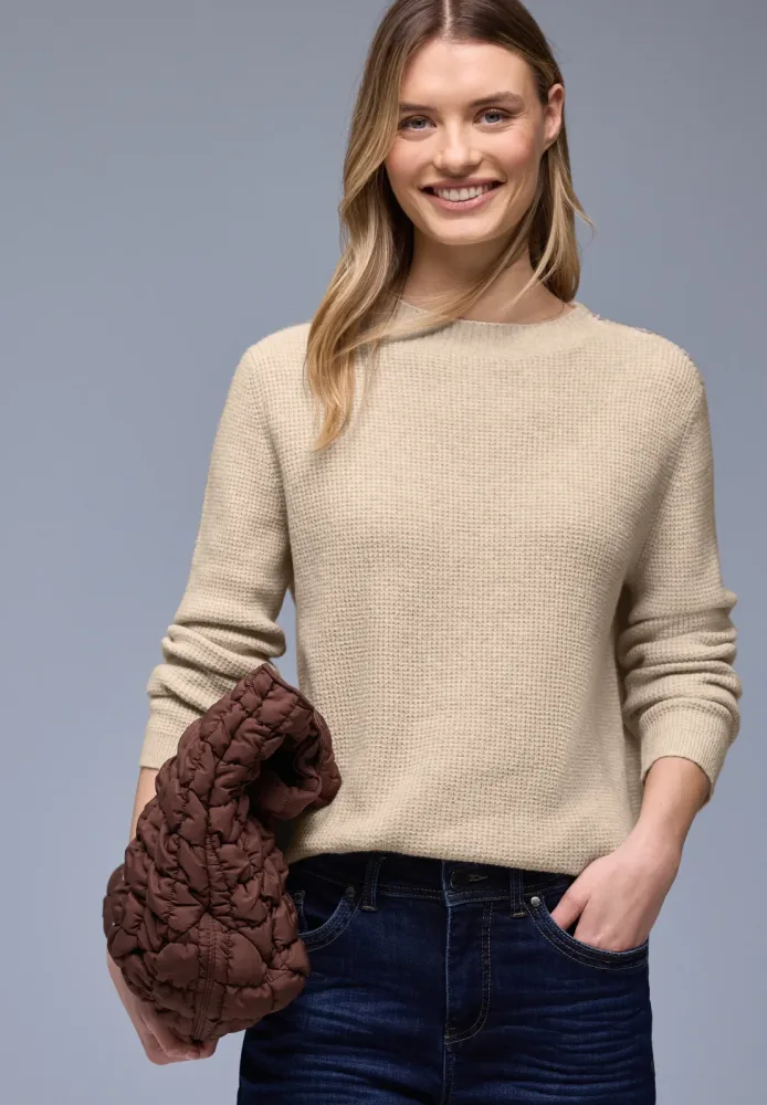 STREET ONE Strickpullover mit Knopfdetail
