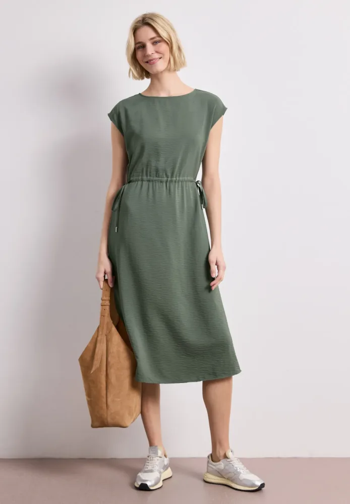 Midikleid mit U