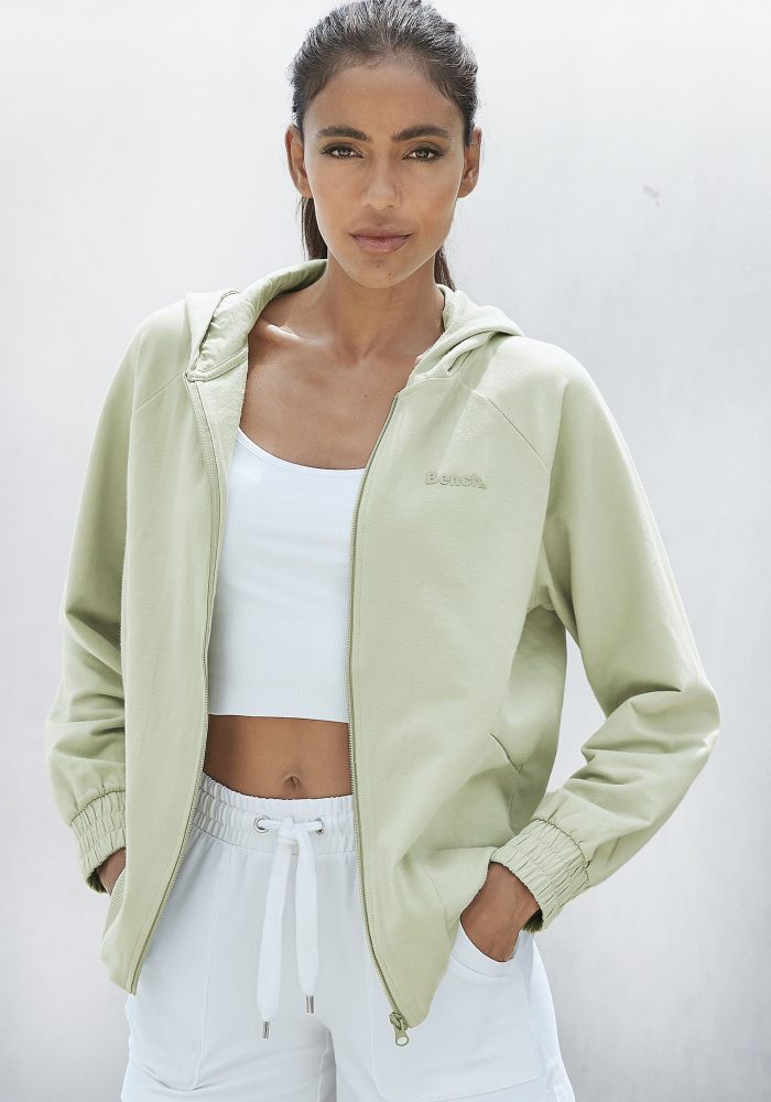 Bench. Kapuzensweatjacke, mit sportlichen Teilungsnähten