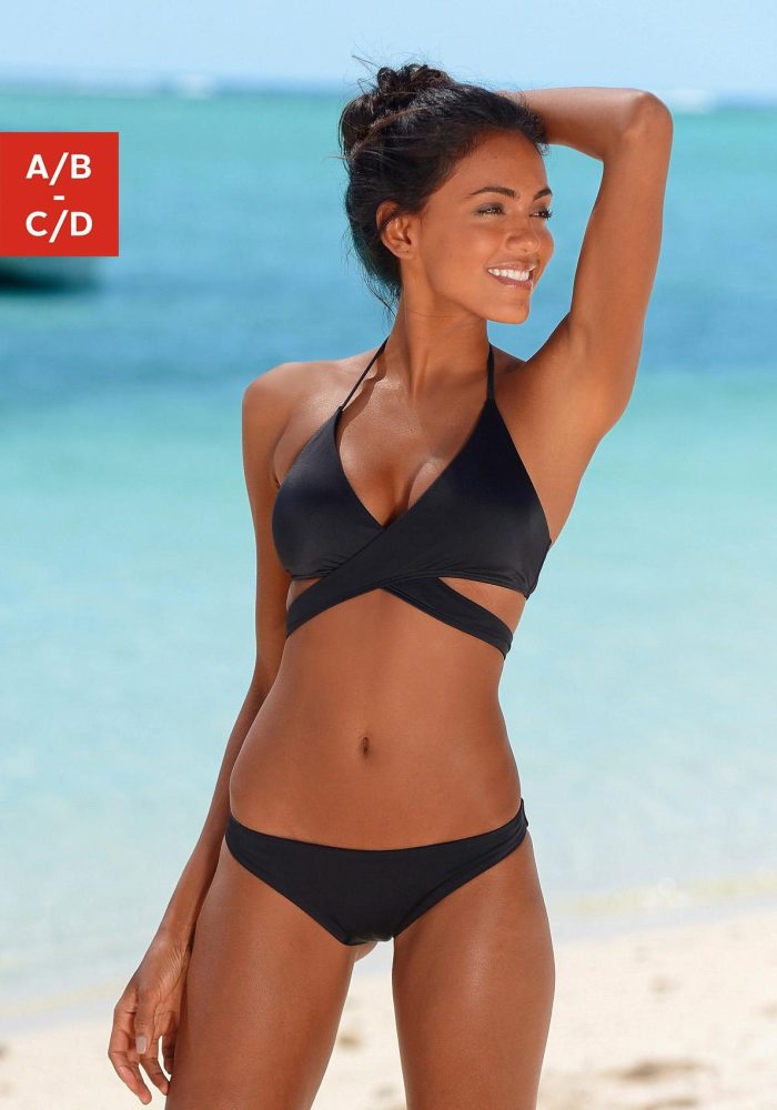 Bench. Triangel-Bikini