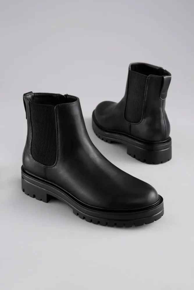 Aniston SHOES Chelseaboots Stiefelette, Blockabsatz, mit breitem Stretch