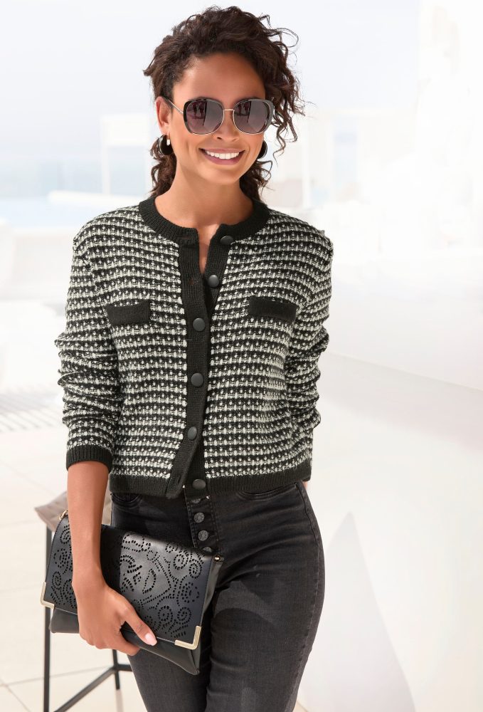LASCANA Strickjacke mit Karomuster, markante Knopfleiste, casual-chic