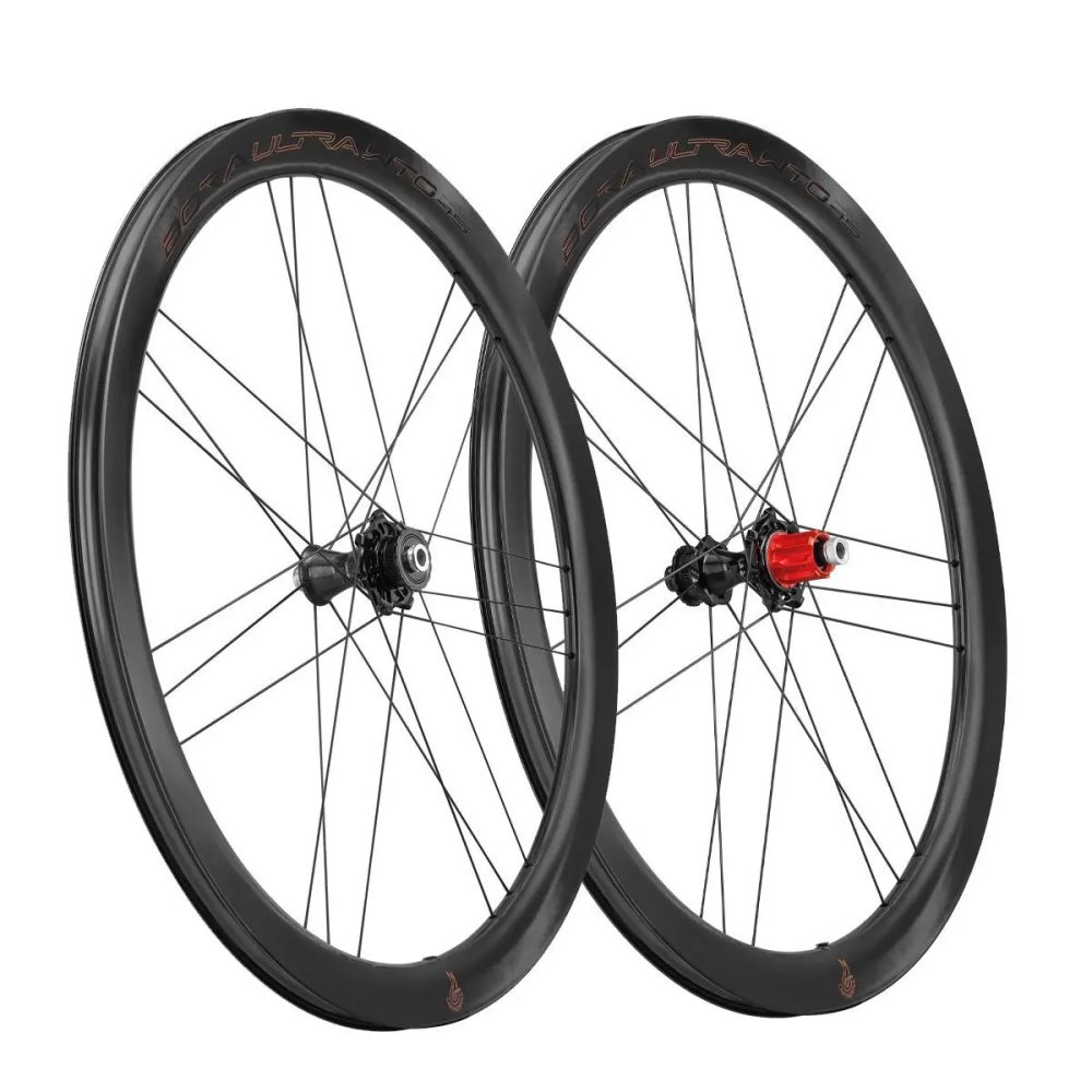 Paar Fahrradräder Campagnolo Bora Ultra WTO C23 TLR CL XDR Team