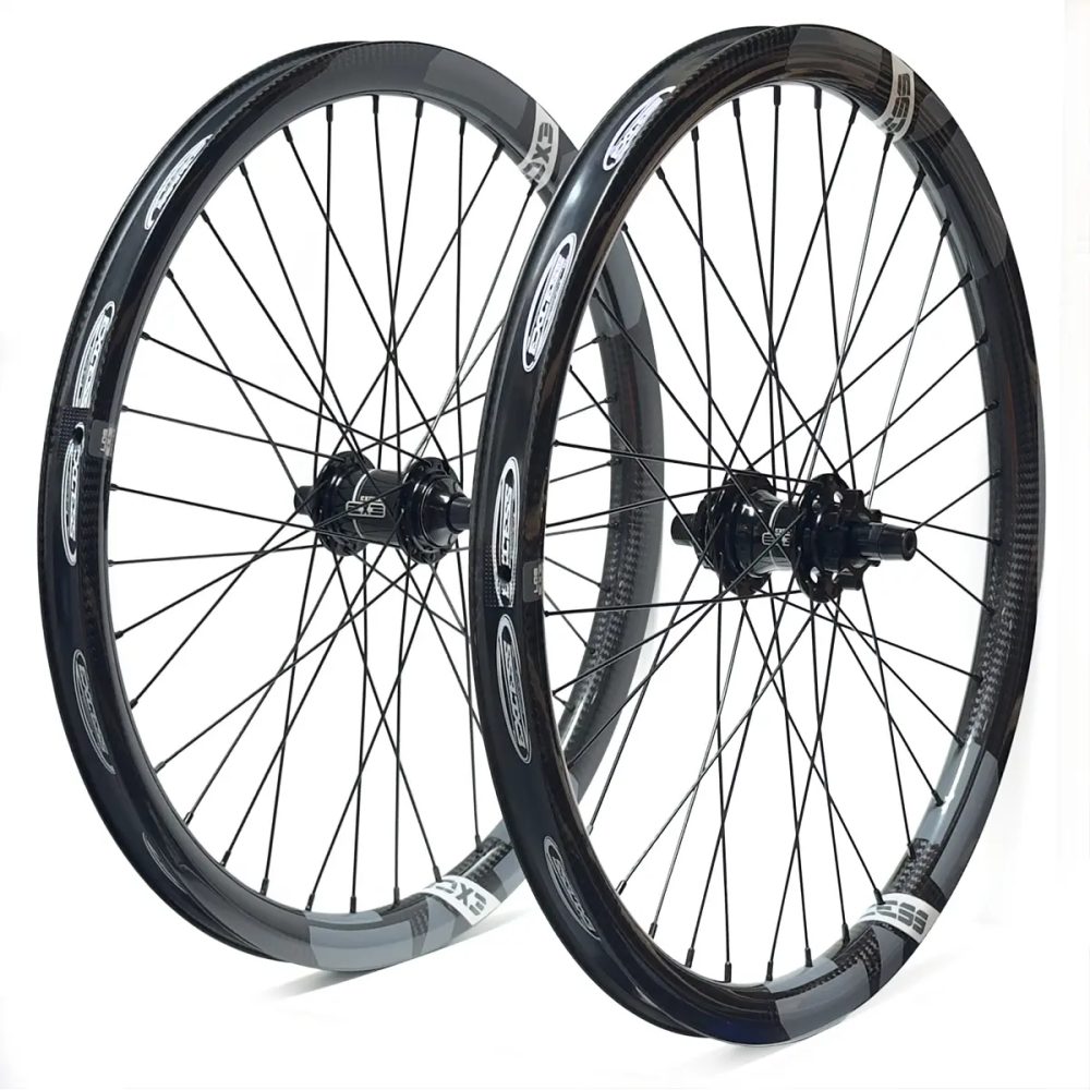 Paar Räder Excess EXE-3 ISO Cruiser