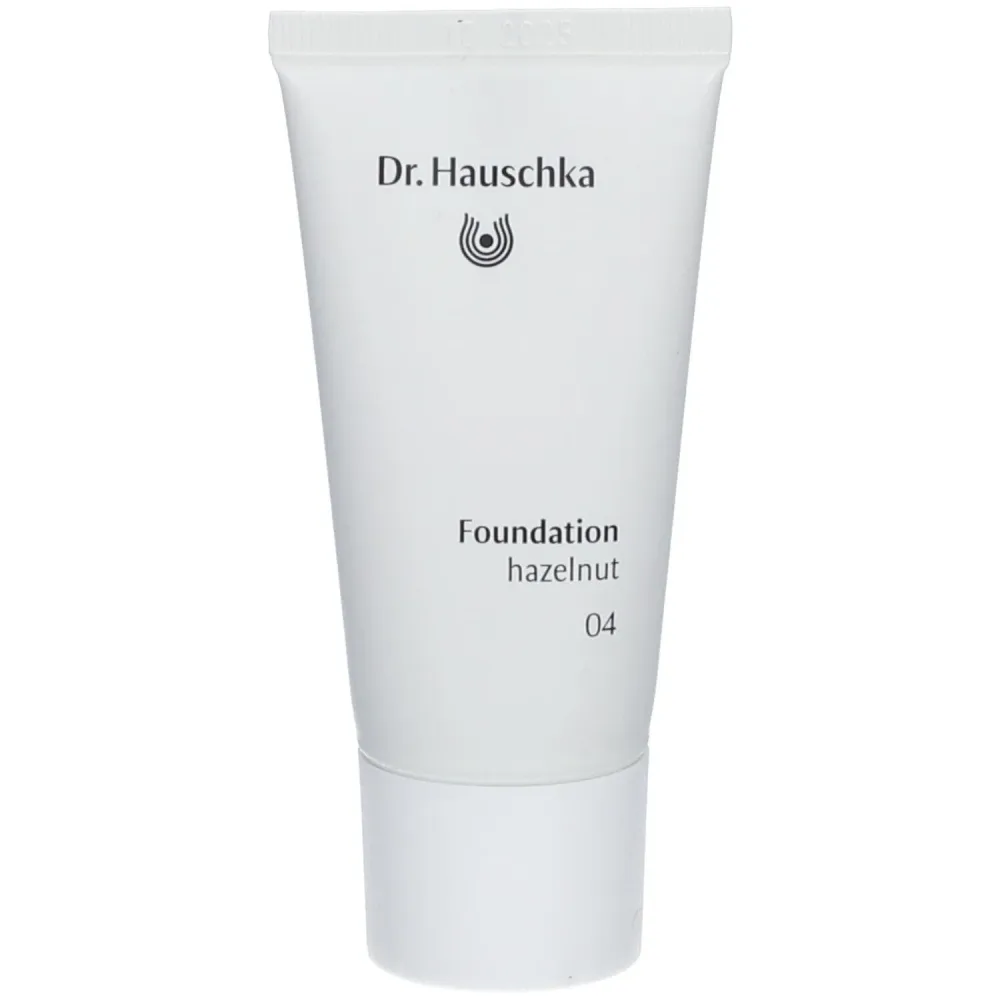 Dr Hauschka Foundation 04 hazelnut 30 ml