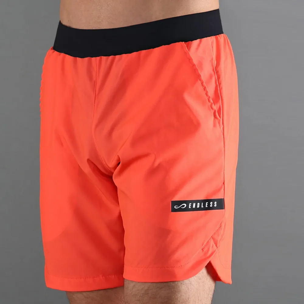 Endless Swift Shorts Herren - koralle
