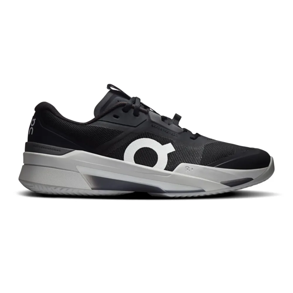 On THE ROGER Pro Fire Sandplatzschuh Herren - schwarz, grau