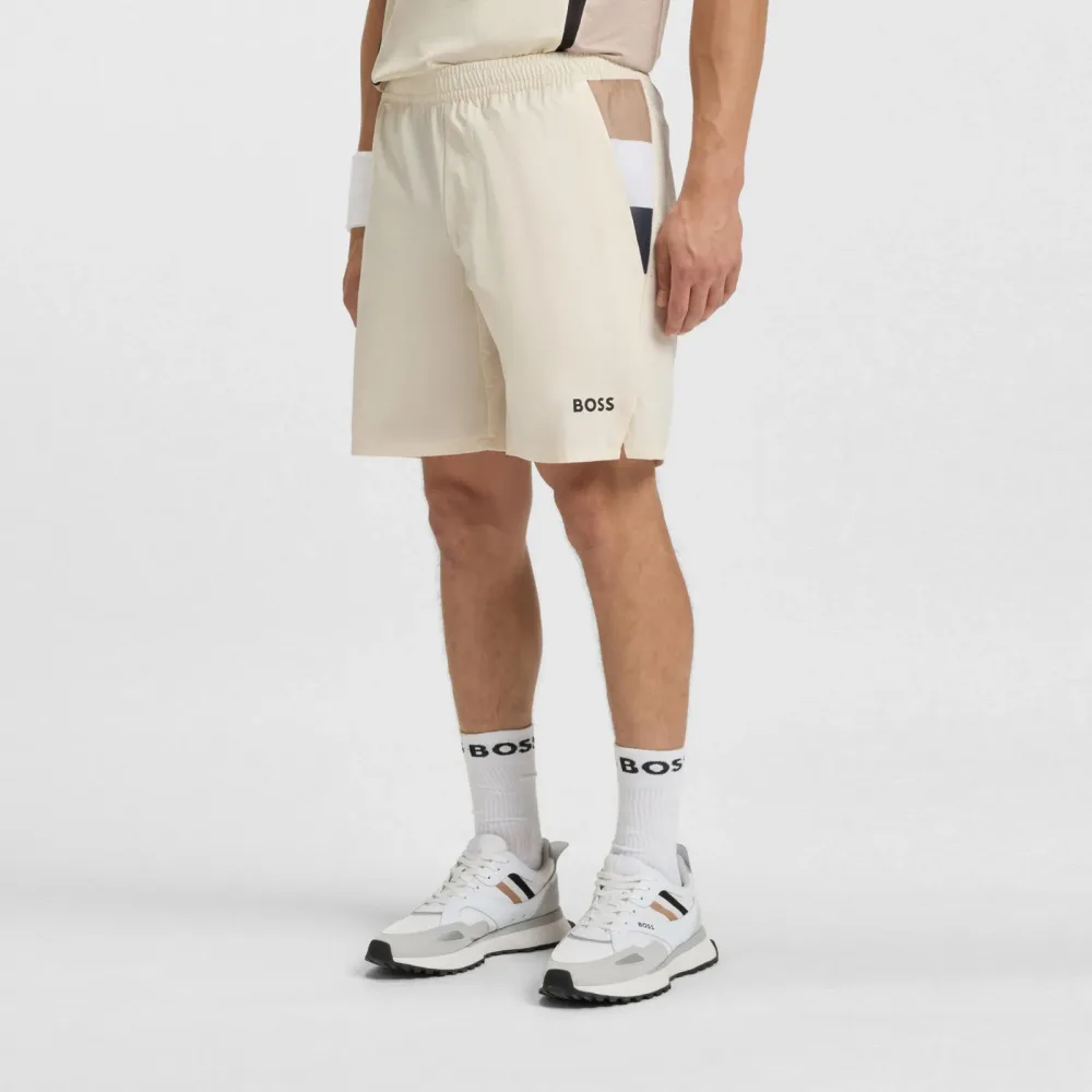 BOSS Match 9in Shorts Herren - creme