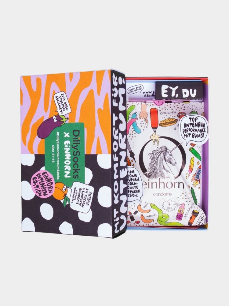 - Socken-Geschenkbox in Schwarz Weiss mit Essen Motiv/Muster