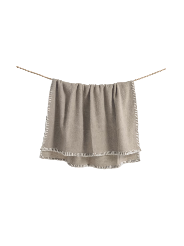 Hochwertige Tagesdecke „Augustina“ aus 100% Baumwolle Kave Home