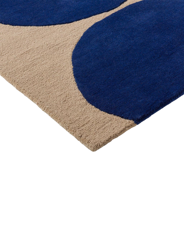 Handgetufteter Designer Teppich „Isot Kivet Blue“ aus 100% Wolle, verschiedene Grössen MARIMEKKO