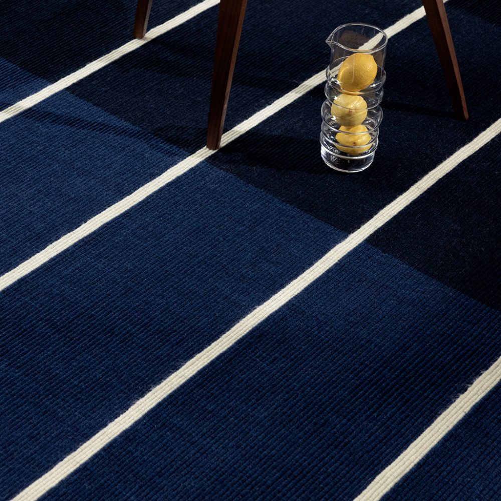 Handgetufteter Designer Teppich „Tiibet Deep Blue“ aus 100% Wolle, verschiedene Grössen MARIMEKKO