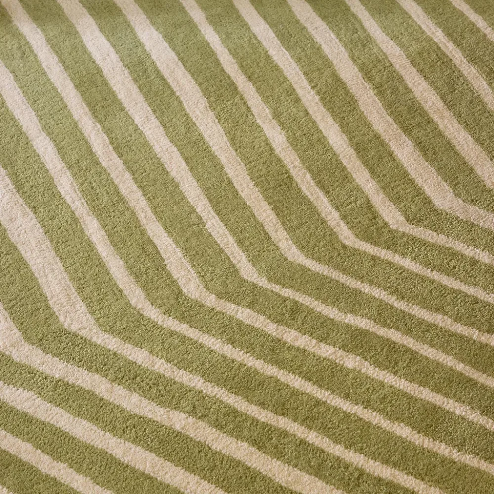 Handgetufteter Designer Teppich „Kalasääski Green“ aus 100% Wolle, verschiedene Grössen MARIMEKKO