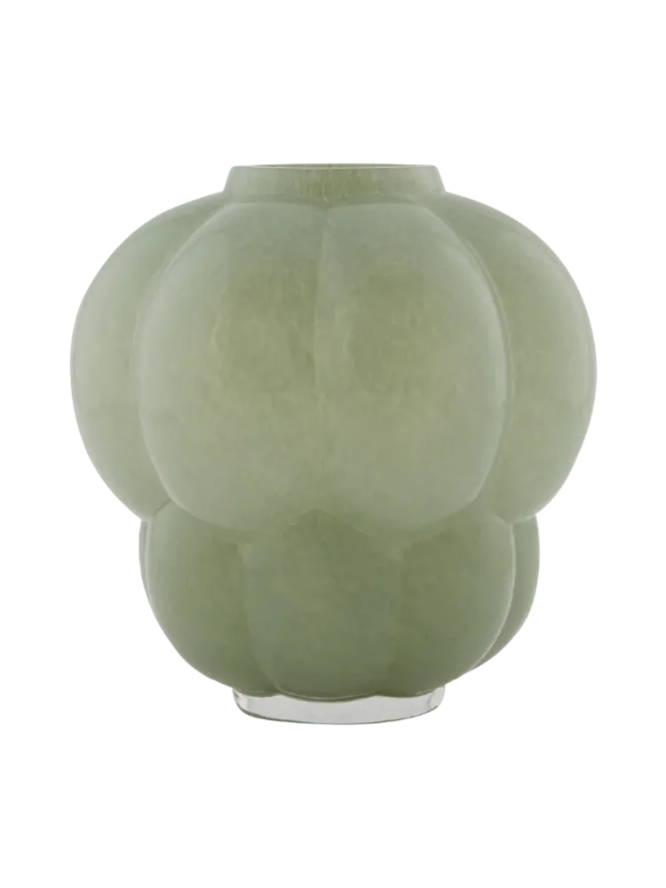 Mundgeblasene Design Vase „Uva“ - Pastellgrün AYTM