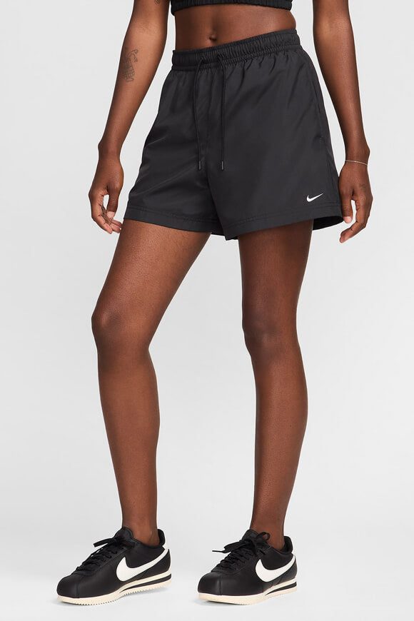 Nike Sportswear Classic Trainingsshorts - Black M Damen